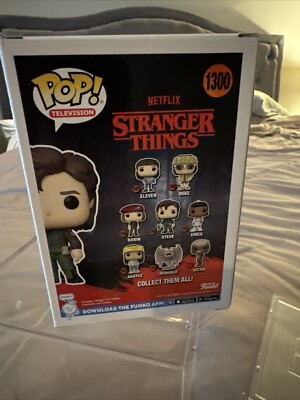 Funko POP! Signed Stranger Things Steve #1300 Joe Keery Funko POP! Signed Stranger Things Steve #1300 Joe Keery