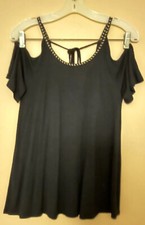Shirt with cut out shoulders and tie in back Black size S