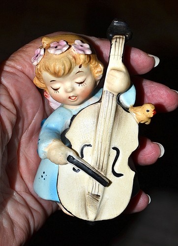 SET OF 3 LEFTON MUSICAL ANGELS, WITH TINY BIRDS, FLOWERS IN HAIR, FIGURINES - Picture 10 of 16