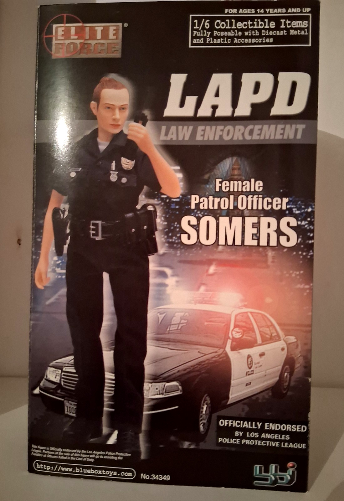 Figurine female Patrol Officer SOMERS miniature de collection police USA BBI