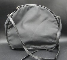 Borsa a mano Piero Guidi in pelle nera con cinghie regolabili cerniera superiore rotonda B811