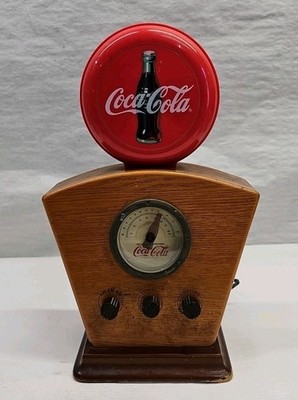 Vintage Coca Cola AM/ FM Wood Radio Red Flashing Light Disc Icon Antique Style