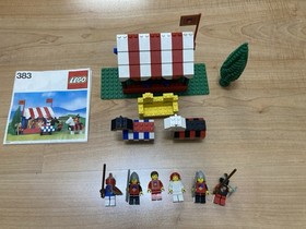 Lego vintage castle 383 Knight's Tournament complete with instructions