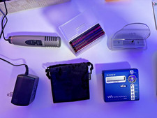 Sony MZ-N707 MD Walkman BUNDLE w/ mic, charger, discs