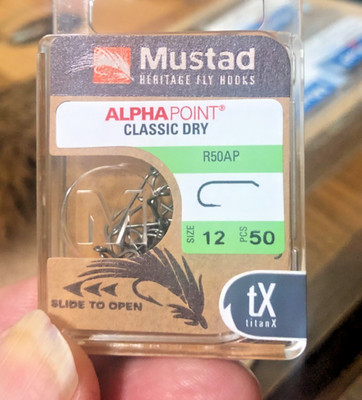 Mustad Heritage Alpha Point R50AP -- Size 12 -- 50 Pcs -- Classic Dry Fly Hook