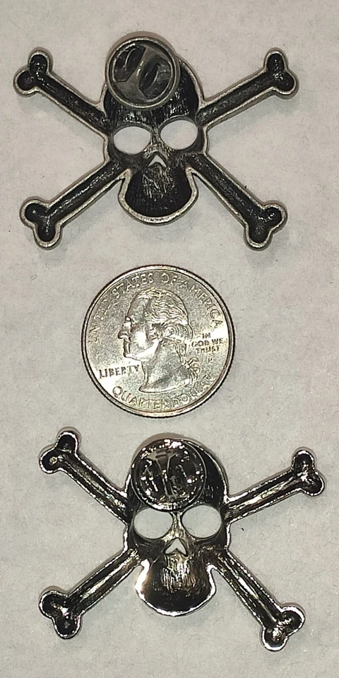 2 Skull Lapel Pins Pirate Skull And Cross Bones 1¾" Wide Pins - Image 4 of 4
