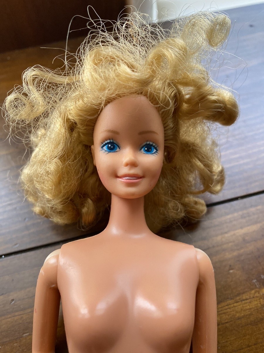 Vintage Barbie Doll Mattel Curly Hair Blonde 1966 Taiwan TNT