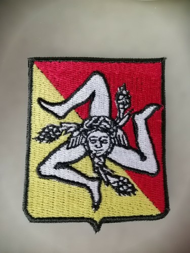 Sicilia Trinacria Logo Parche Bordado para Planchar 5 X 6,5CM | eBay