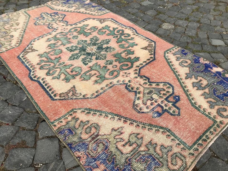 Turkish Antique rug Bohemian Area rug Oushak rug Vintage Rug Handmade Wool rug - Image 2 of 4