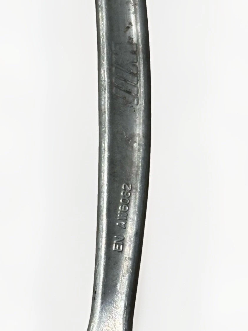 WISHBONE ARM OEM EN AW6082 photo 2