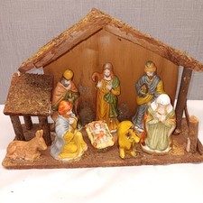 Christmas Nativity Set Wooden Stable Manger Ceramic Figures 9 Piece Religious