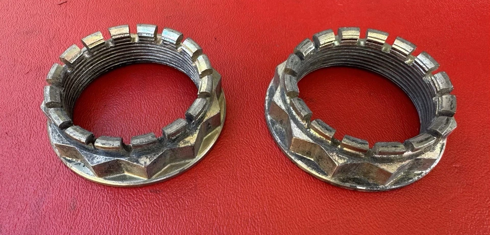 Tuerca de clip espaciadora arandela de cubo de rueda trasera 2013 2014 Ducati Multistrada 1200 S OEM Foto 3 de 4