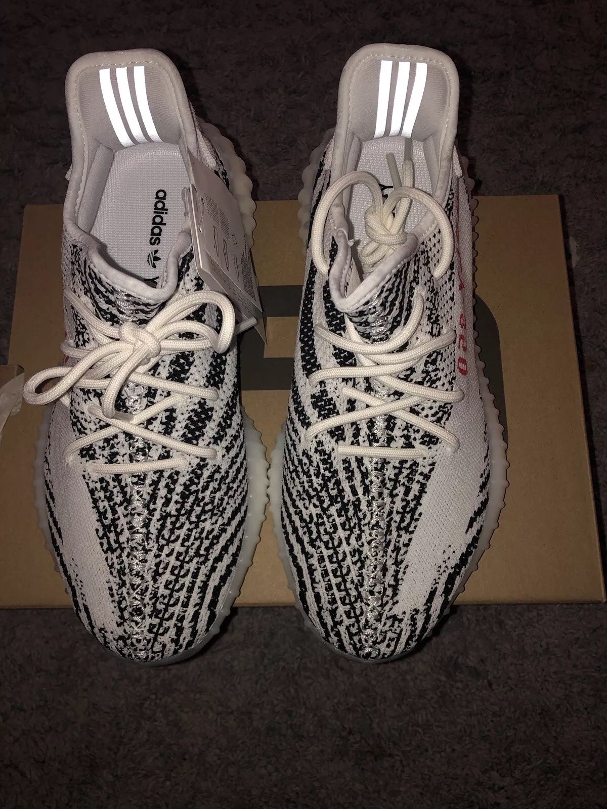 Adidas Yeezy Boost 350 V2 Kanye West Preto Reflexivo Static