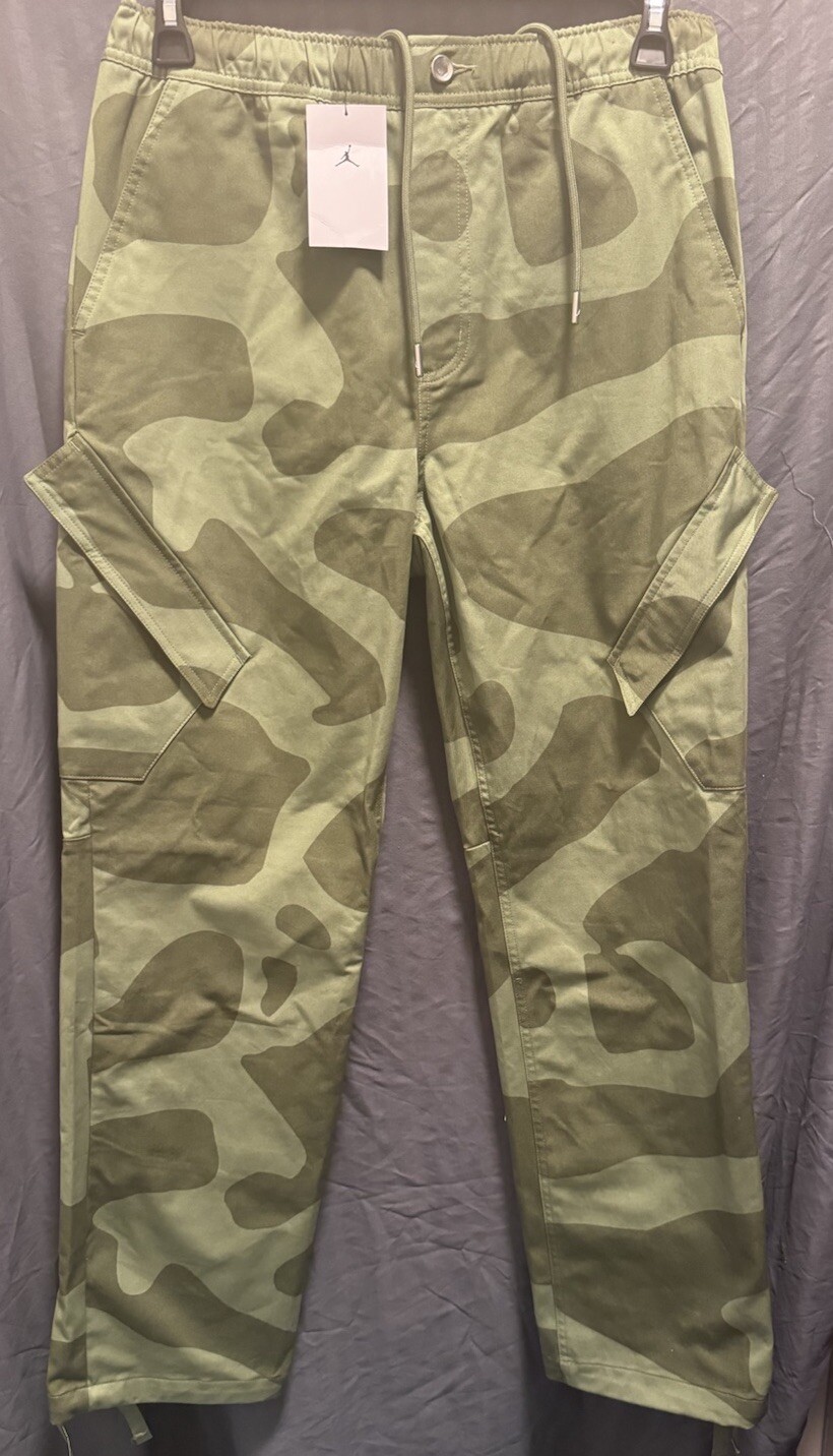 Nike Jordan Essentials Chicago Cargo Pants Green  Men’s Size M FD7455 340 $120 image 5