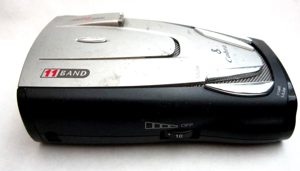 Cobra XRS 9300 Radar Detector  an 11 band Radar Detector-Functional-Box-800 - Image 4 of 4
