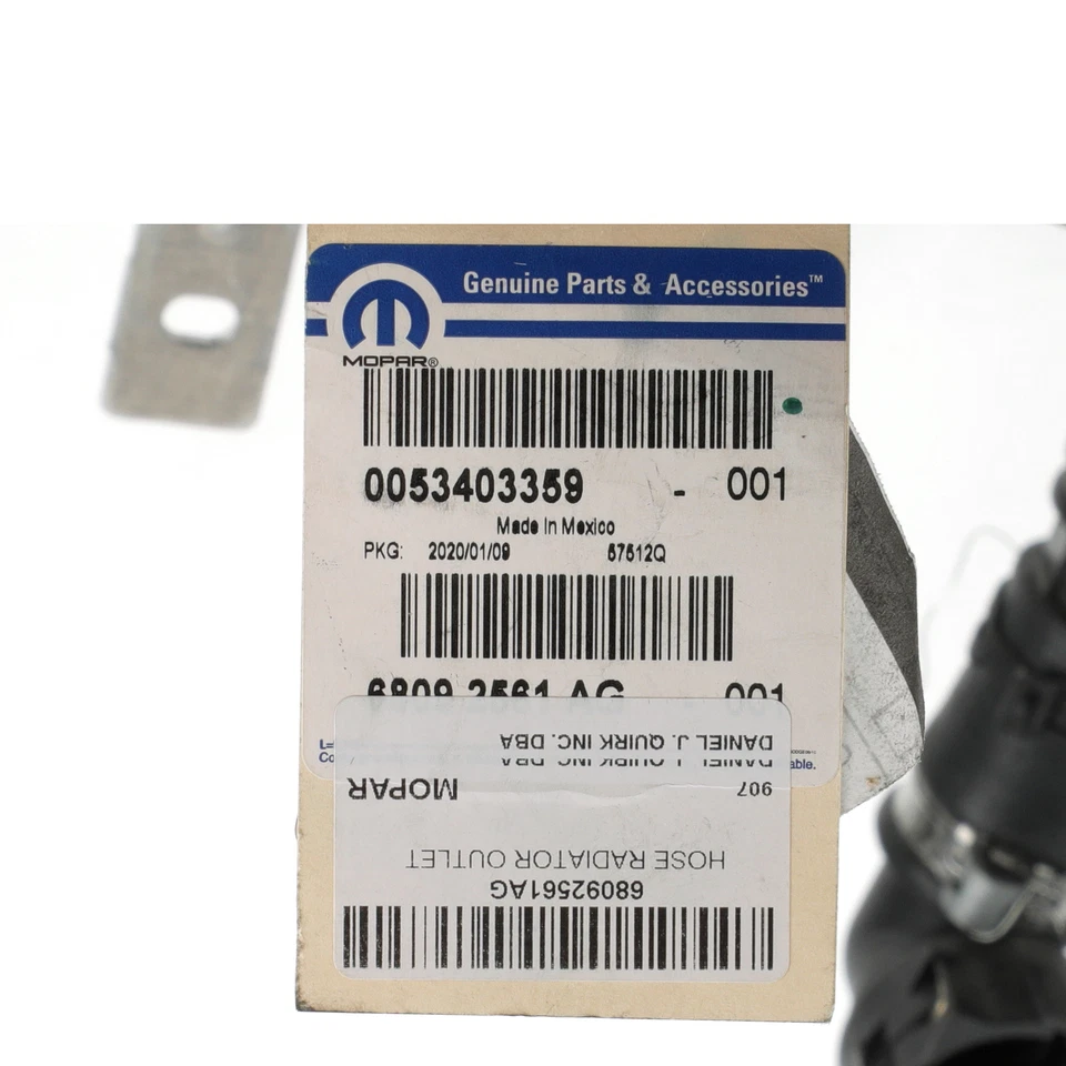 Manguera de salida de radiador motor delantero Dodge Dart 2016 original Mopar 68092561AG Foto 4 de 4