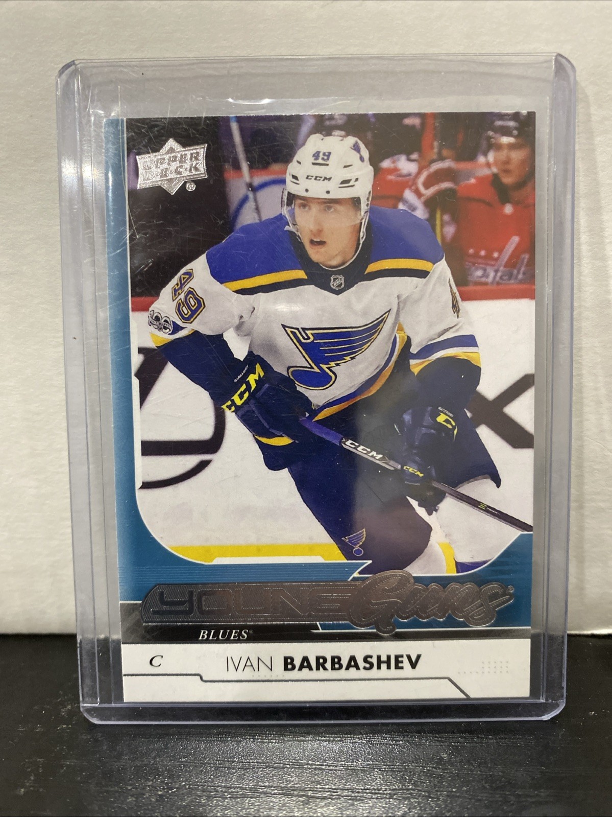 IVAN BARBASHEV 2017-18 UPPER DECK YOUNG GUNS ROOKIE RC CARD #230 FREE SHIP