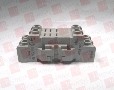 IDEC SH2B-05C-GRAY / SH2B05CGRAY (NEW IN BOX)
