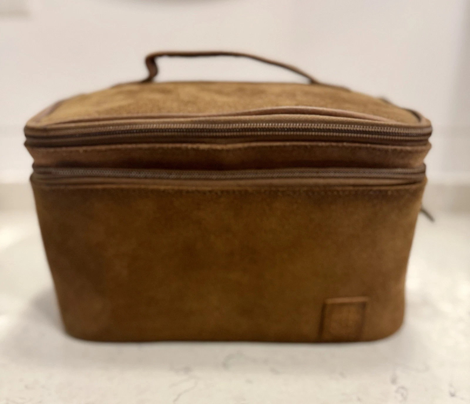 STS Ranchwesr Baroness Glamour Makeup Organizer. Genuine Full Grain Leather
Opens in a new window or