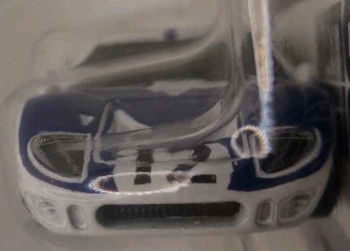 Hot Wheels Silver Series Ford GT40 National Icons 1/5 2025 JBY87-JA10 - Imagen 4 de 4