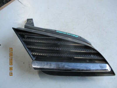 NISSAN PRIMERA 2005 OSF DRIVER SIDE FRONT BUMPER GRILL FOG COVER 62320AU300