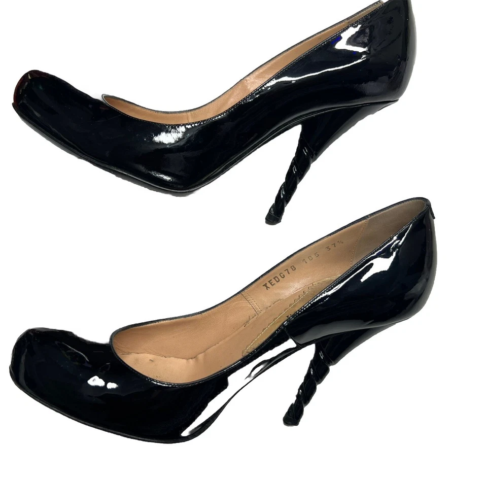 Zapatos de tacón retorcido Emporio Armani talla 37,5 aproximadamente talla 7 de EE. UU. Foto 2 de 4