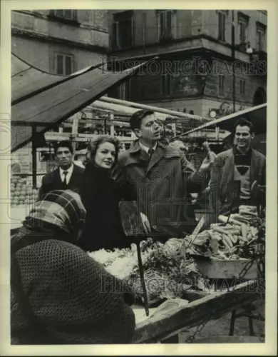 1963 Press Photo Virginia Gibson & Frank Buxton co-host "Discovery '63" in Rome