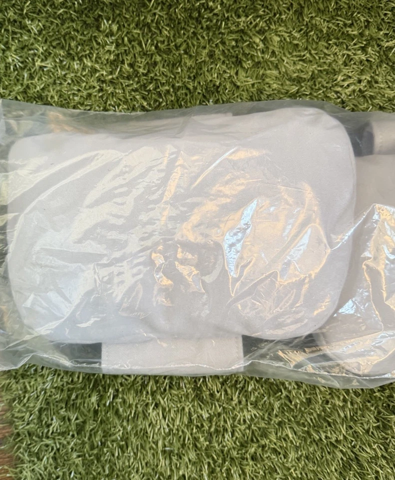 BMW X7 G07 Rear Seat Pillow Headrest for 2019-2026 X7 Models Genuine OEM - Image 3 of 3