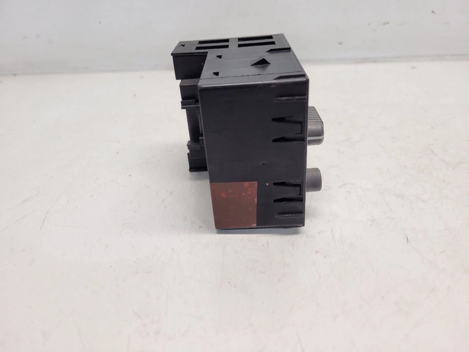 Переключатель приборной панели 2002 Chevrolet Silverado 2500 — фары без авто и противотуманных фар - Изображение 3 из 4