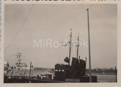 Foto, Torpedoboot S10 und der Kreuzer Leipzig 1933 XT55228