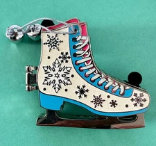 Disneyland Christmas Pin Ice Skates Hinged FROZEN Limited Edition from 2016