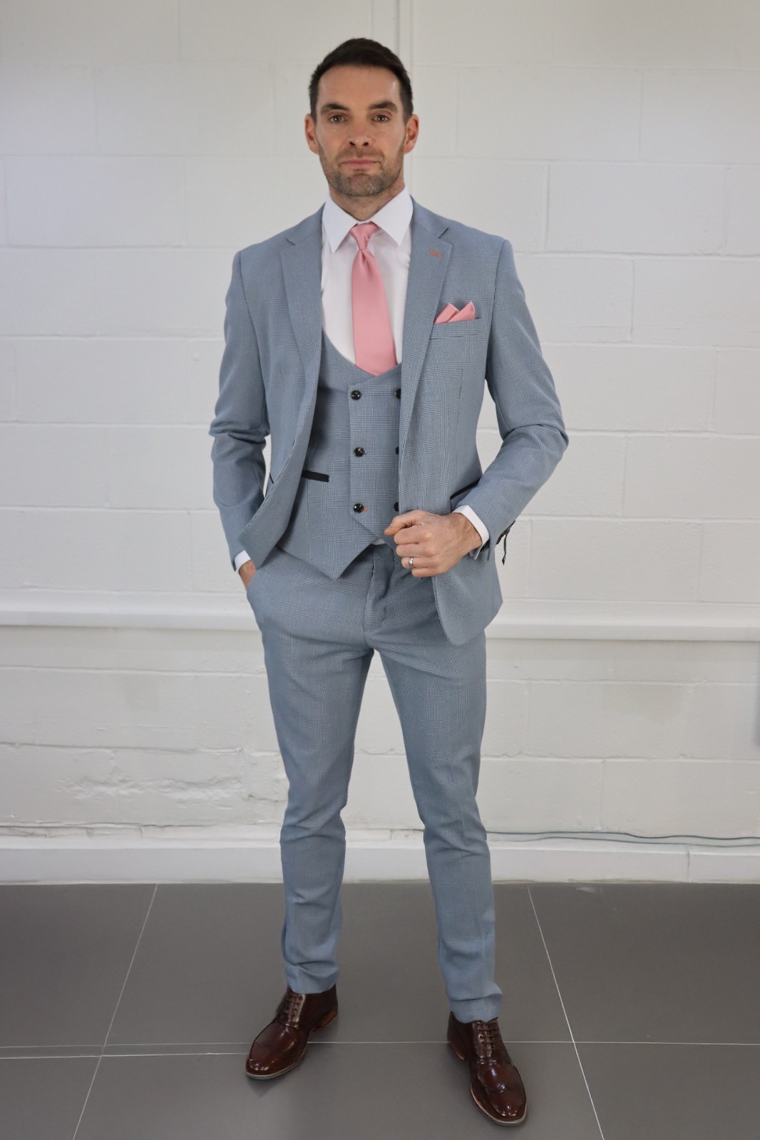 Mens Suit Sky Light Blue Check Three 3 Piece Wedding Groom Races STRETCH FIT 3PC