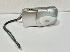 Olympus CAMEDIA D-560 Zoom 3.2MP Digital Camera w/64MB XD Card - Tested