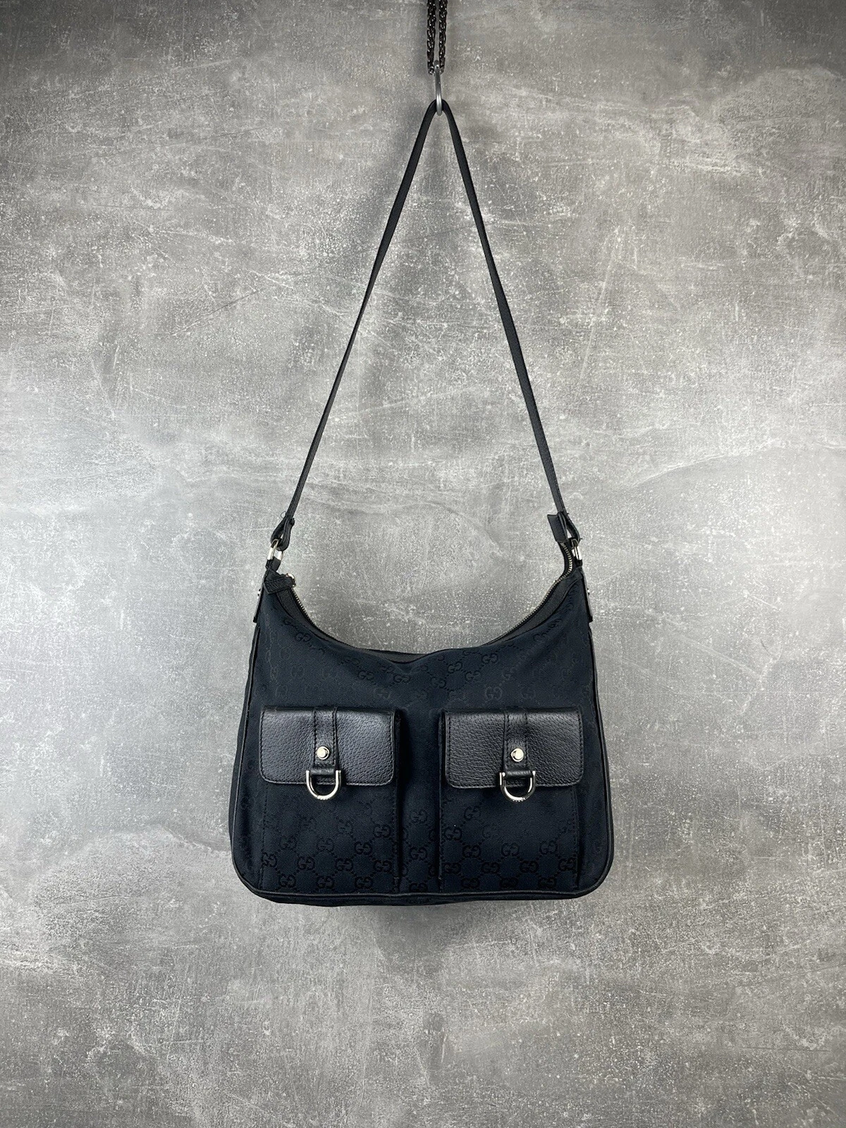 Sac fourre tout Gucci Guccissima Archives années 00 cuir noir épaules fabriqué en Italie