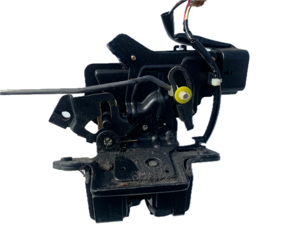 2003 - 2008 年丰田 Matrix 后后备箱闩锁原始设备制造商 — 第 4/4 张图片