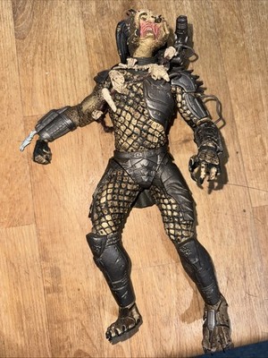 PREDATOR 12