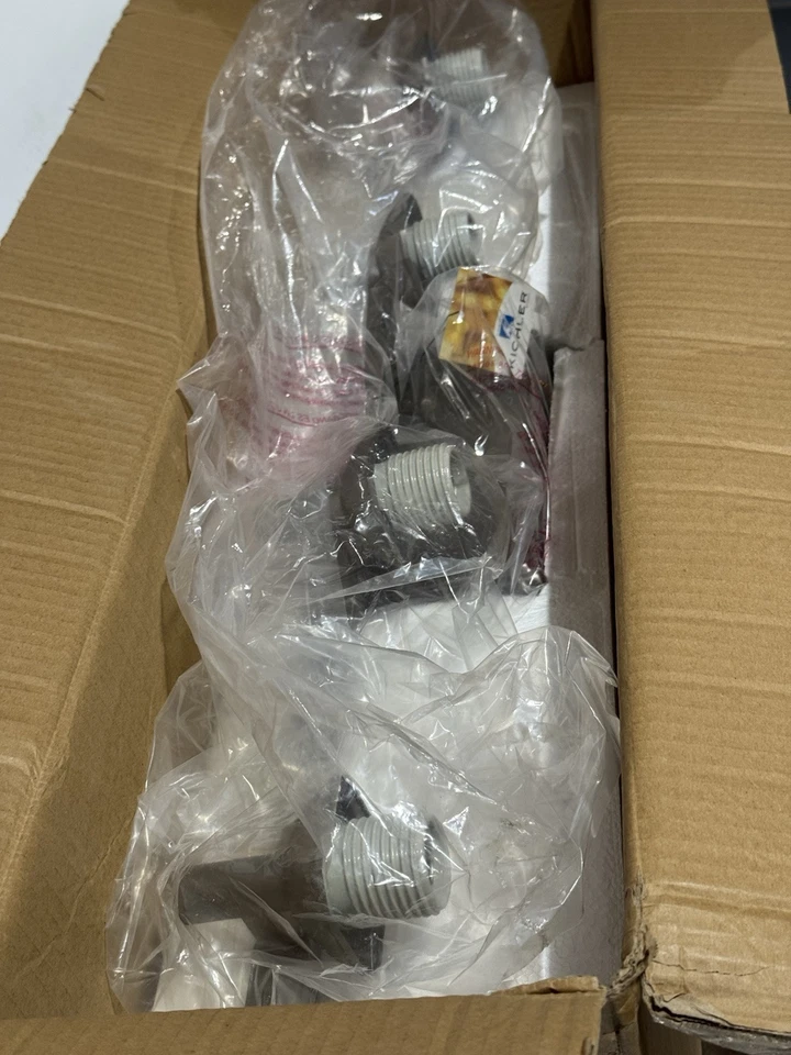 Luz de tocador de baño Kichler de níquel cepillado Serena 45734 NI 4 vidrio blanco satinado Foto 4 de 4