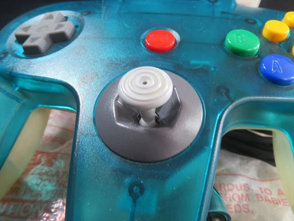 64 mando pad n64 azul claro Nintendo Japón auténtico probado / n64 jp en caja - Imagen 3 de 4