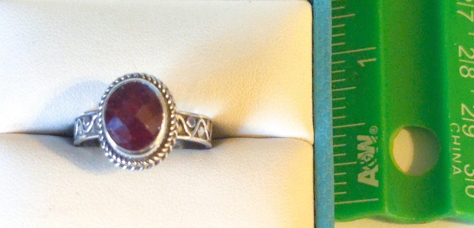 Vintage Sterling Silver Ruby Design Ring Size 7 - image 3