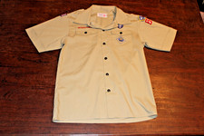 Boy Scouts of America BSA Youth Shirt Tan X-Large XL Sewn Patches Short Sleeve