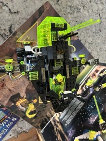 Retired LEGO Space: Robo Master (2154), 100% complete w minifigs & manual!