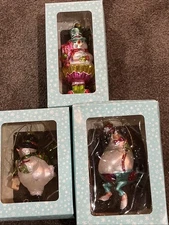 3 SNOWMEN PENGUIN JINGLES AND JOY GLASS FANCY 5” ORNAMENT In Box Lot