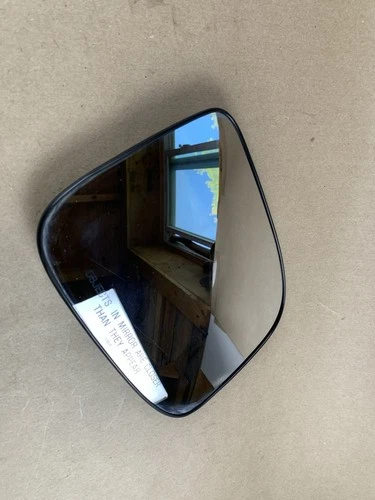 CHEVROLET COLORADO 04-12 GMC CANYON 09-12 RIGHT PASSENGER SIDE MIRROR GLASS CHIP