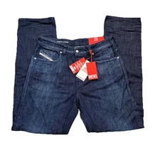 Diesel 1988 D-ARK Jeans BNWT Mens 28x32 Regular Fit Tapered Pantaloni 09M19