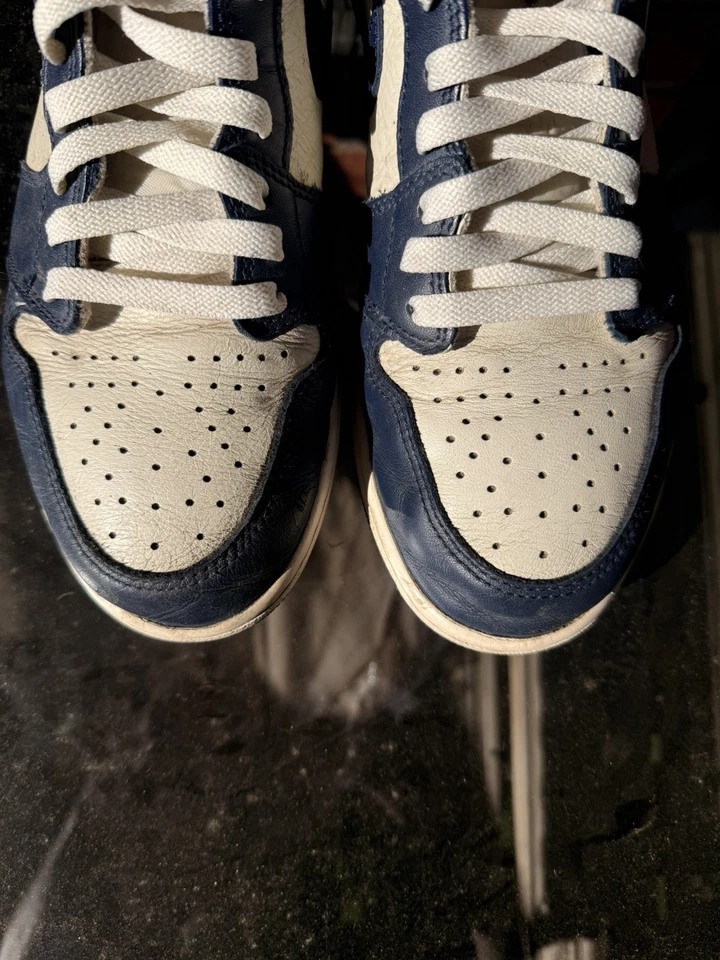 Nike Air Jordan 1 Retro OG High Obsidian / University Blue (2019) Uk10/US11, photo 3 of 5