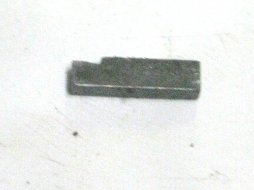 Toro 421 model 38010 Snowthrower Flywheel Key part 610951 - Picture 2 of 2