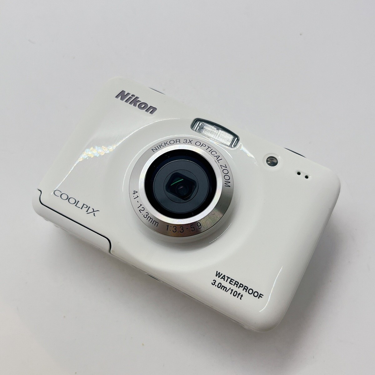 美品【動作品】Nikon ニコン COOLPIX S30 水中カメラ ホワイト 81p+QRe3IvL._UF894,1000_QL80_.jpg