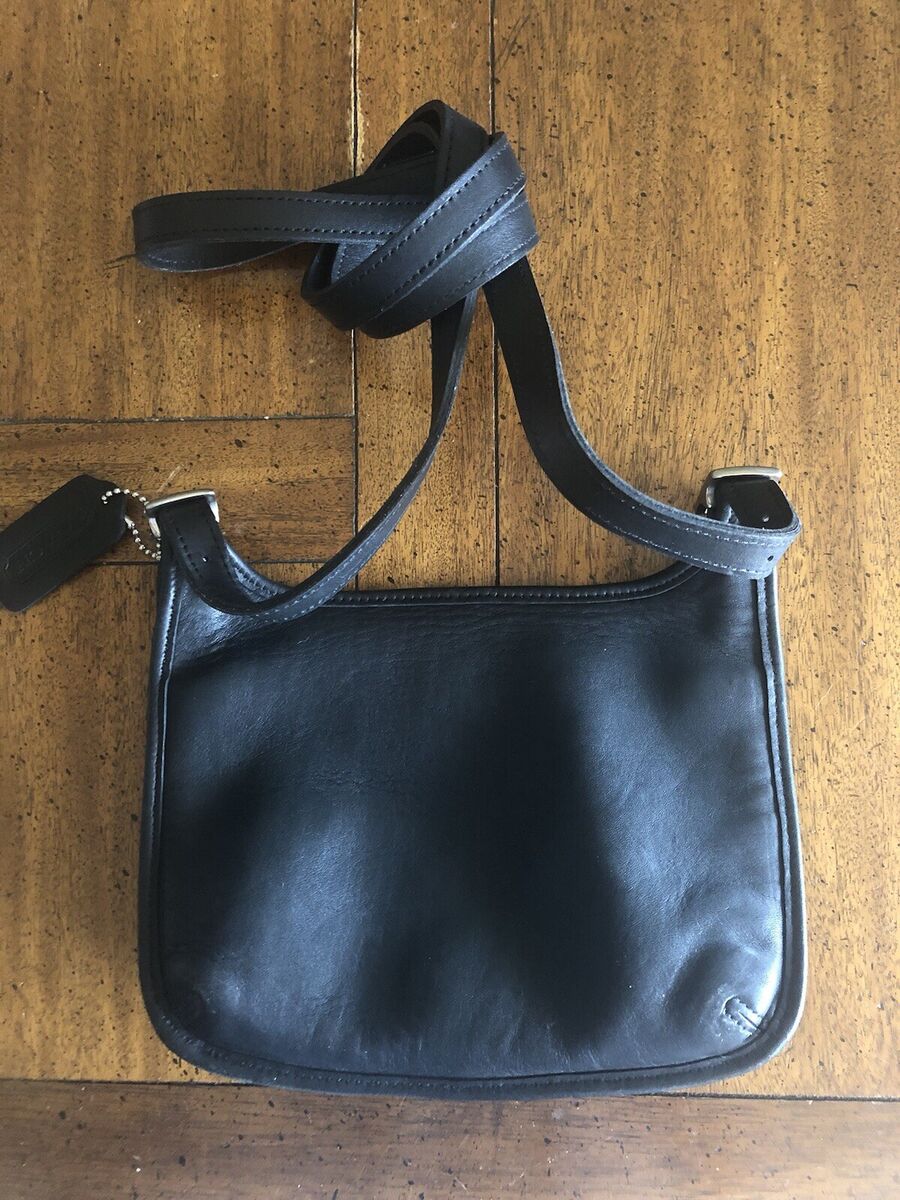 Vintage Coach 9142 Black Saddle Flap Slim Hippie Leather Vintage Coach 9142 Black Saddle Flap Slim Hippie Leather