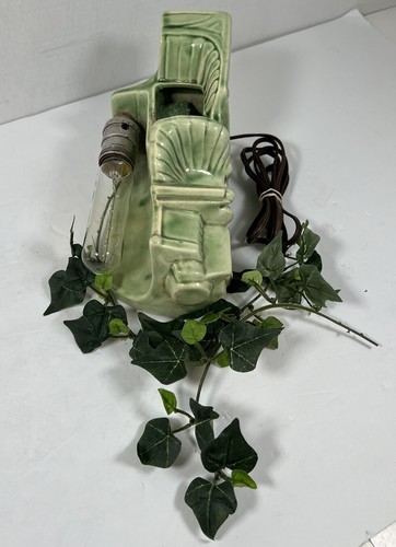 Car lamp planter,BUCKINGHAM CERAMICS ANTIQUE TOURING 1950s With plastic plant. - Picture 7 of 10