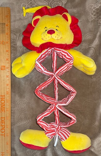 First Peek Lion Baby Vintage Nursery Crib Pull Toy Plush EUC Works! (Video) - Picture 6 of 11